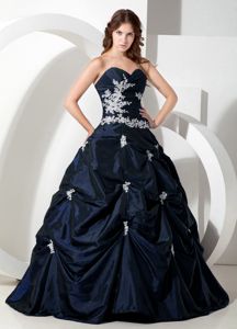 Navy Blue Sweetheart Appliques Pick-ups Decorate Dress for Quince