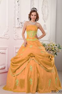 New Arrival Princess Taffeta Appliques Sweet 15 Dresses