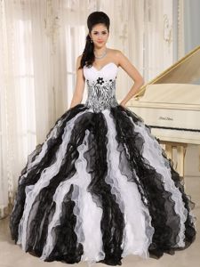 Wholesale White and Black Sweetheart Dress for Quince in Organza