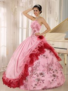 New Beading Appliques Strapless Dresses Quinceanera with Ruffles