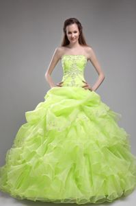 Sweet Ruffled Layers Beading Quinceanera Dresses in Yellow Green