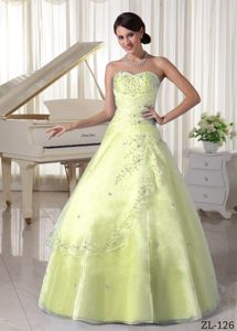 Trendy Organza Yellow Dresses for Quince with Beading Appliques