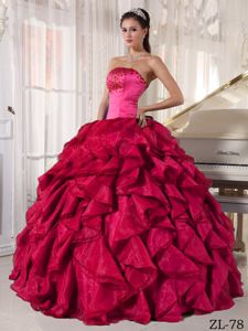 Elegant Red Strapless Beading Sweet Sixteen Dresses with Ruffles