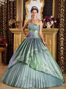 Floor-length Taffeta and Organza Quince Dresses with Pleats