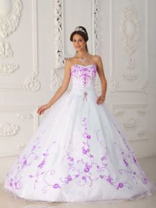 White Organza Sweetheart Dress for Quince with Embroidery