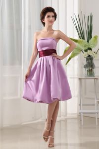 Lavender Strapless A-Line Taffeta Knee-length Dama Dress Sash