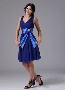 Peacock Blue V-neck Chiffon Dama Dress With Bowknot and Ruches