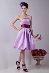 Lilac A-line Strapless Knee-length Dama Dress For Quinceaneras