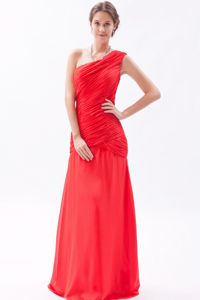 Modern Red One Shoulder Chiffon Ruched Prom Dresses for Dama