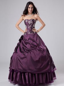 Purple Taffeta Quinceanera Gown Dresses with Hand Made Flowers