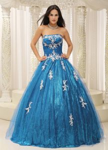 Wonderful Paillette Decorate Dresses for Sweet 15 with Appliques