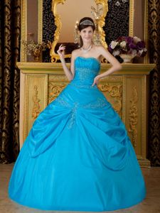 Blue Ball Gown Strapless Taffeta Sweet 16 Dresses with Appliques