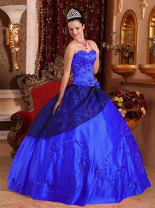 Royal Blue Beading Embroidery Sweetheart Quinceanera Gowns