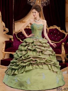 Olive Green Sweetheart Appliques Sweet 16 Dresses with Pick-ups