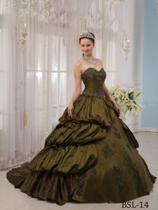 Simple Brush Train Sweetheart Quinceanera Party Dress in Fashion