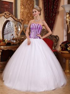 Simple Beading Strapless Purple and White Pleated Quince Dresses