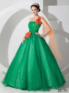 Wonderful One Shoulder Green Quinceanera Gowns with Flowers