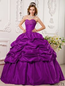 Pick-ups Beaded Sweetheart Eggplant Purple Quinceanera Gowns