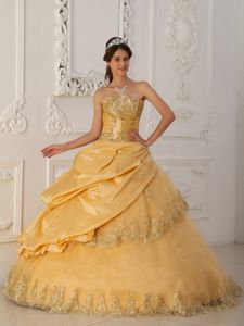 Strapless Floor-length Quinceanera Gown Dresses with Beading