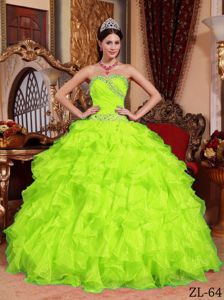 Yellow Green Organza Quinceanera Dress with Sweetheart Neck and Beading