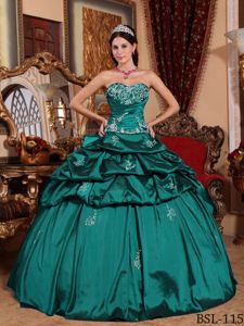 Teal Taffeta Quinceanera Gown with Sweetheart Neckline and Appliques