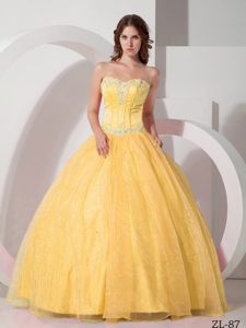 Beautiful Sweetheart Satin and Organza Beading Quince Gowns