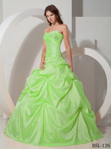 Spring Green Beading Strapless Pick-ups Sweet 16 Dresses