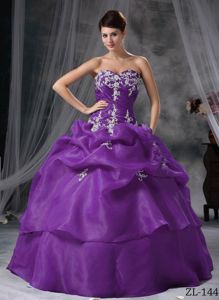 Purple Sweetheart Appliques Pick-ups Organza Sweet 16 Dresses