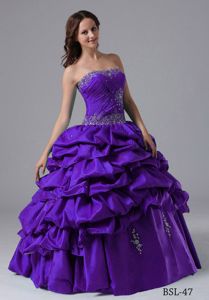 Purple Strapless Ruched Bodice Beading Pick-ups Quince Gowns