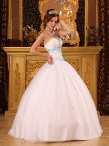 Newest Simple White Quinceanera Gown Dresses with Beading