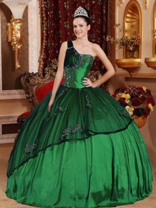 Fashionable Green One Shoulder Quinceanera Gowns with Appliques