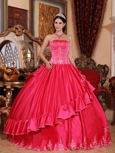 Coral Red Strapless Quinces Dresses with Embroidery and Pick-ups