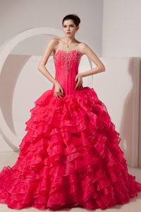 Dressy Brush Train Coral Red Quinces Dresses with Ruffled Layers