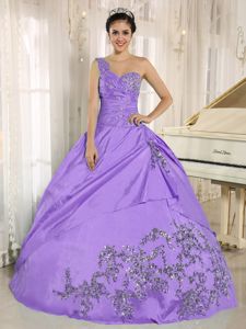 Beading Appliqued Lavender Dress for Quince with One Shoulder
