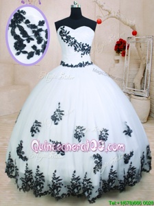 Flirting Sweetheart Sleeveless Organza Quinceanera Gowns Appliques Lace Up