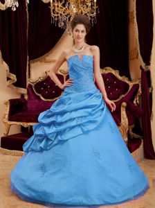 Pick ups and Appliques Accent Blue Strapless Quinceanera Dresses