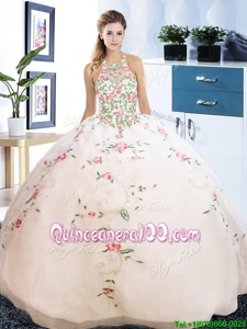 Halter Top White Ball Gowns Embroidery Vestidos de Quinceanera Lace Up Organza Sleeveless Floor Length