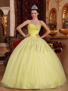 Custom Made Sweetheart Paillette Yellow Quinceanera Dresses