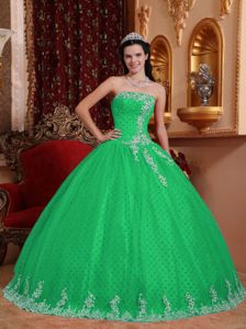 Exquisite Appliqued Green Sweet 16 Dresses with Lace Hem