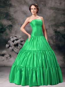 Strapless Floor-length Spring Green Sweet 15/16 Birthday Dress