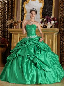 Ruched and Appliqued Green Quinceanera Dresses Gown with Pick ups