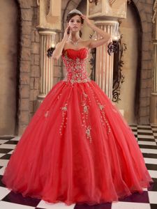 Red Ball Gown Organza Sweetheart Quinceanera Gown with Appliques