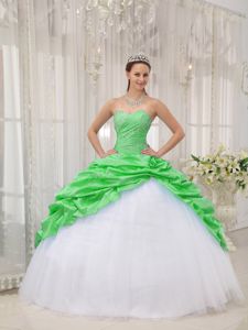Brand New Pick Ups Spring Green and White Sweet Sixteen Dress
