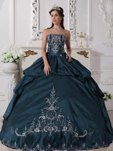 Popular Strapless Appliqued Navy Blue Sweet 16 Dress Online