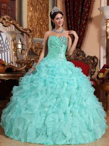 Sweetheart Apple Green Quinceanera Dress with Beading and Ruffles