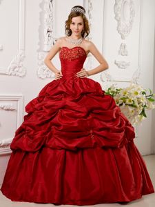 Red Sweetheart Floor-length Taffeta Appliques Quinceanera Dress