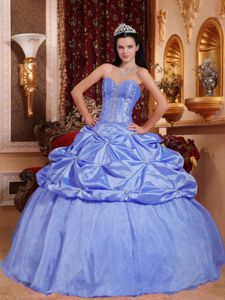 Lavender Taffeta and Organza Quinceanera Gowns with Appliques Pick ups