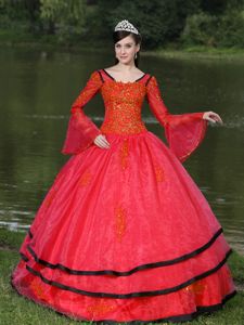 Long Sleeves Appliqued Red Quinceanera Dress with Black Hem