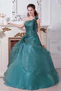 Turquoise One Shoulder Quinceanera Dresses with Hand-made Flowers