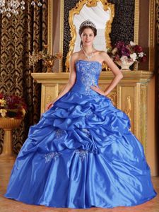Aqua Blue Ruffled Sweet 15 Dresses with Appliques and Pick-ups